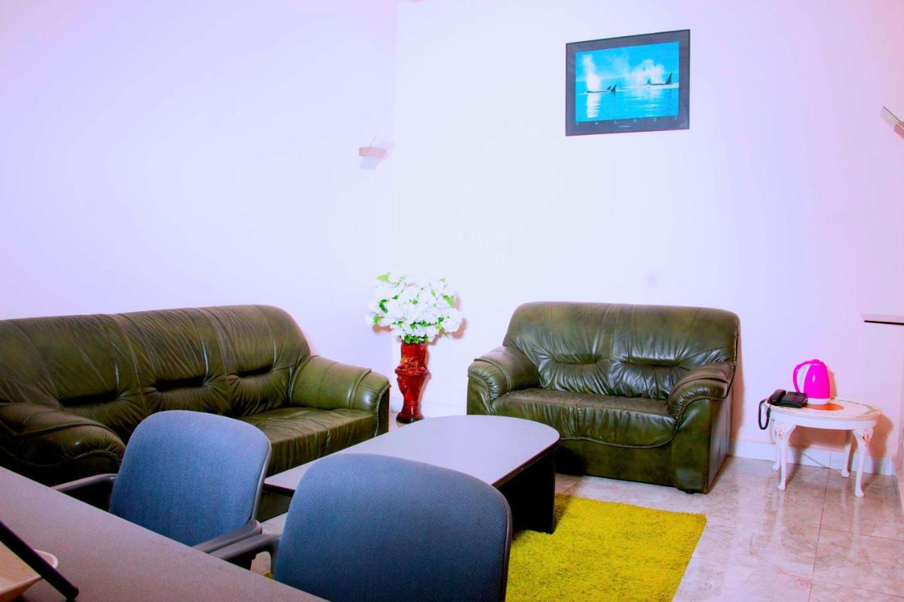 קוטונו Nora Hotel מראה חיצוני תמונה